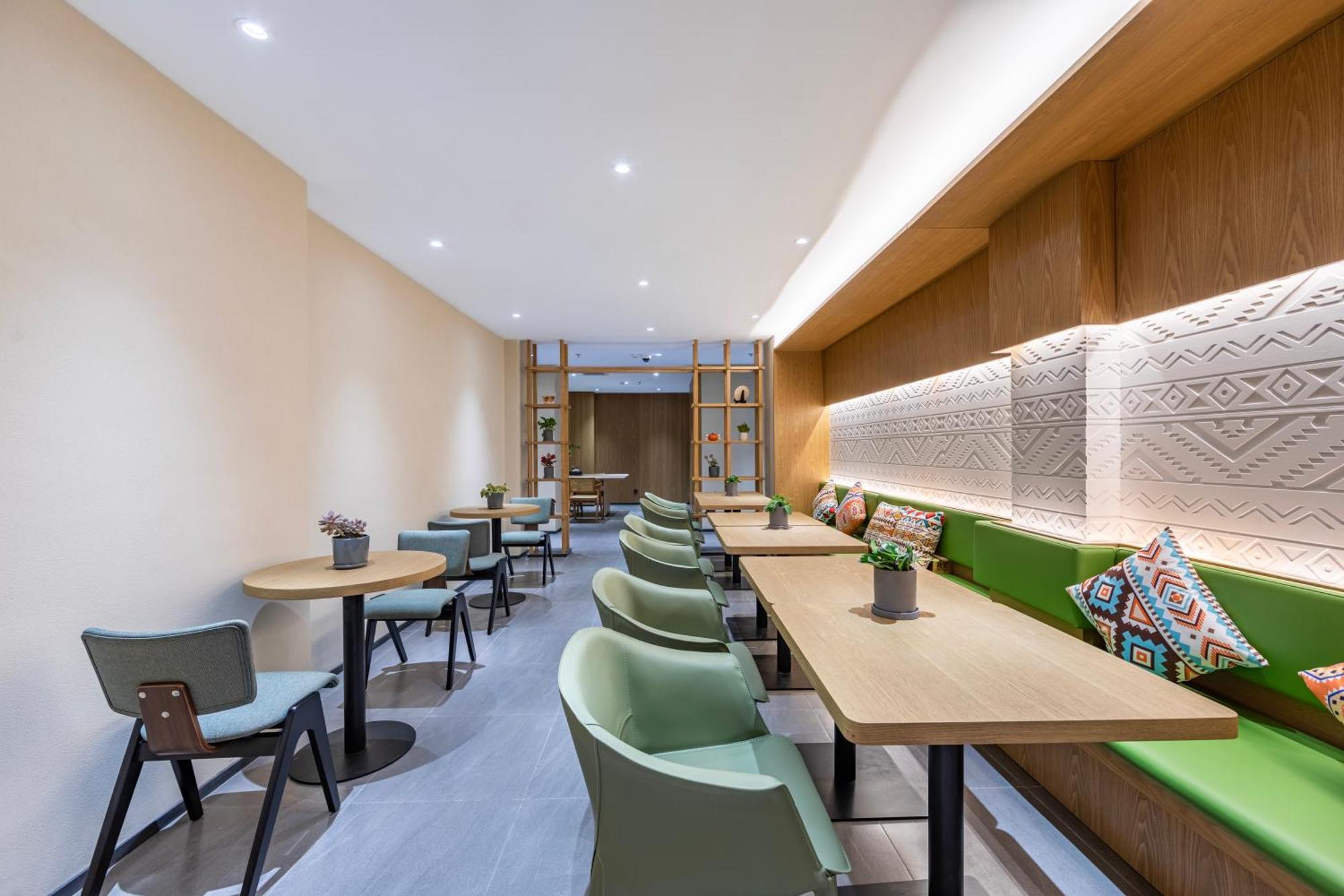 True Go Hotel - Shanghai Jing'An Temple Nanjing West Road 외부 사진